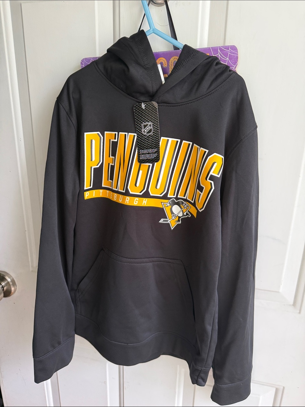 Kids NHL Pittsburgh Penguins Black and Yellow Crewneck Hoodie